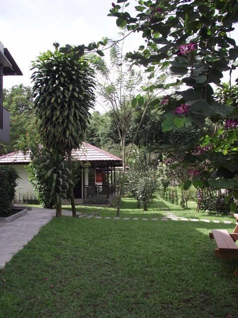 Taman liburan Happy Flower