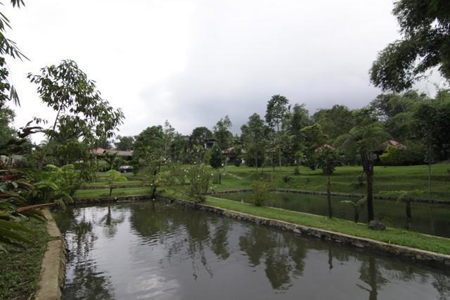 Taman liburan Happy Flower Manado
