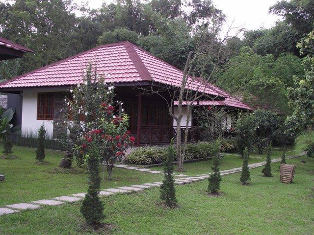 Taman liburan Happy Flower 3*